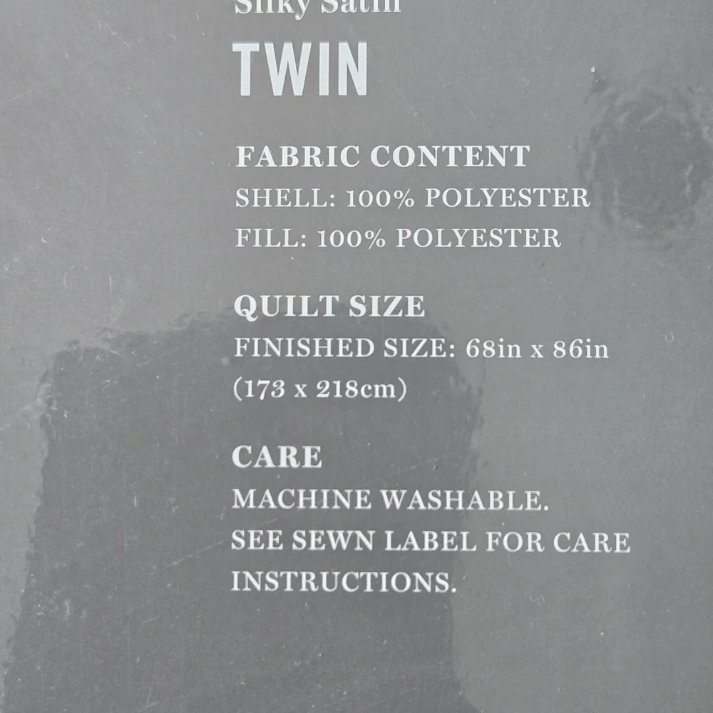 Martha Stewart Collection Silky Satin Twin Quilt.